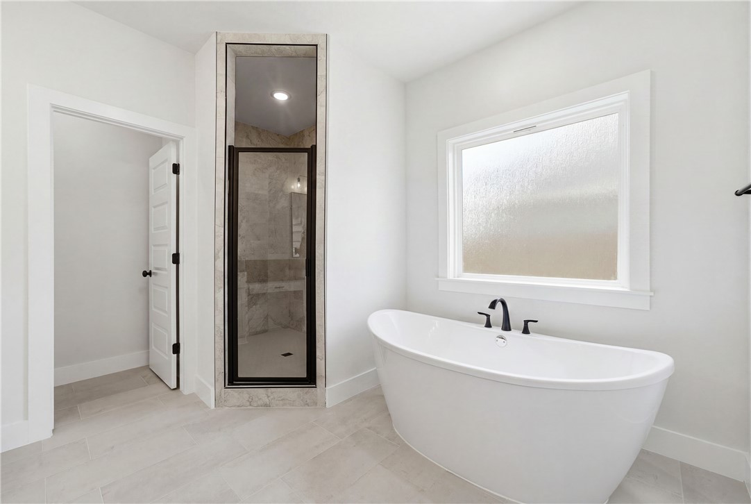 ARLINGTON SUB PH 2-PEA RIDGE - Residential