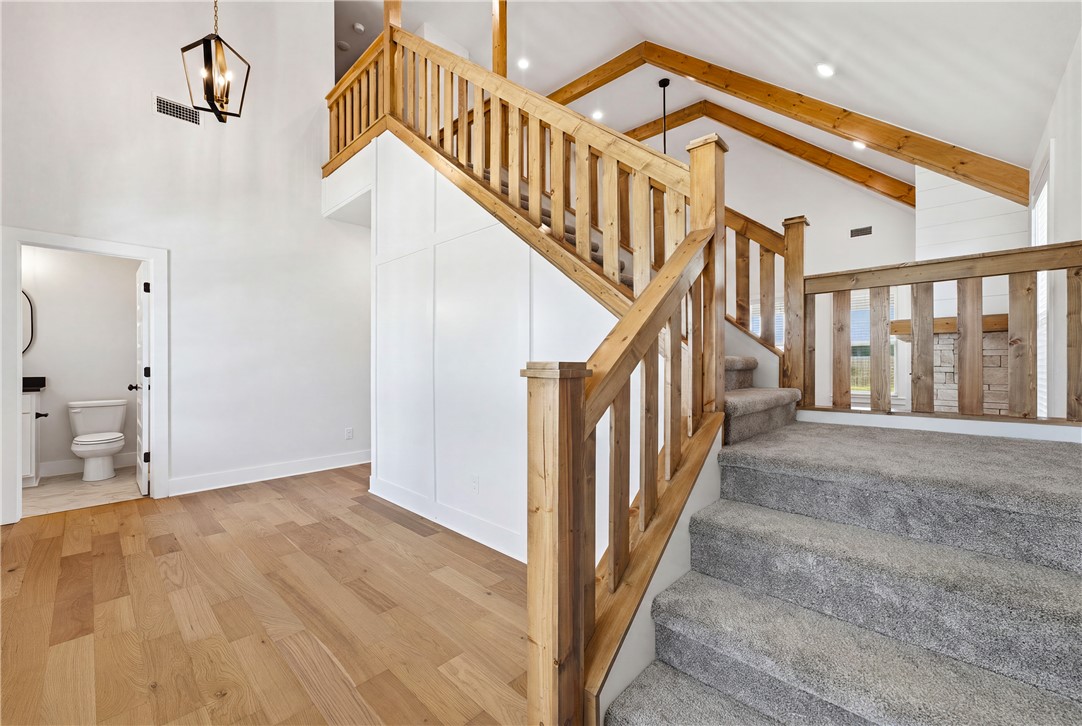 ARLINGTON SUB PH 2-PEA RIDGE - Residential