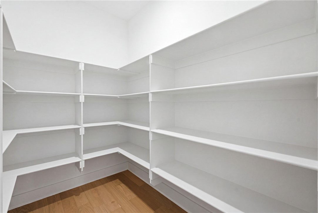 ARLINGTON SUB PH 2-PEA RIDGE - Residential