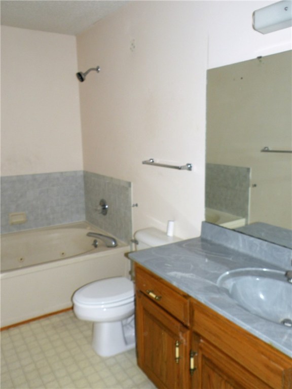 Unit 1c Holiday Island - Residential