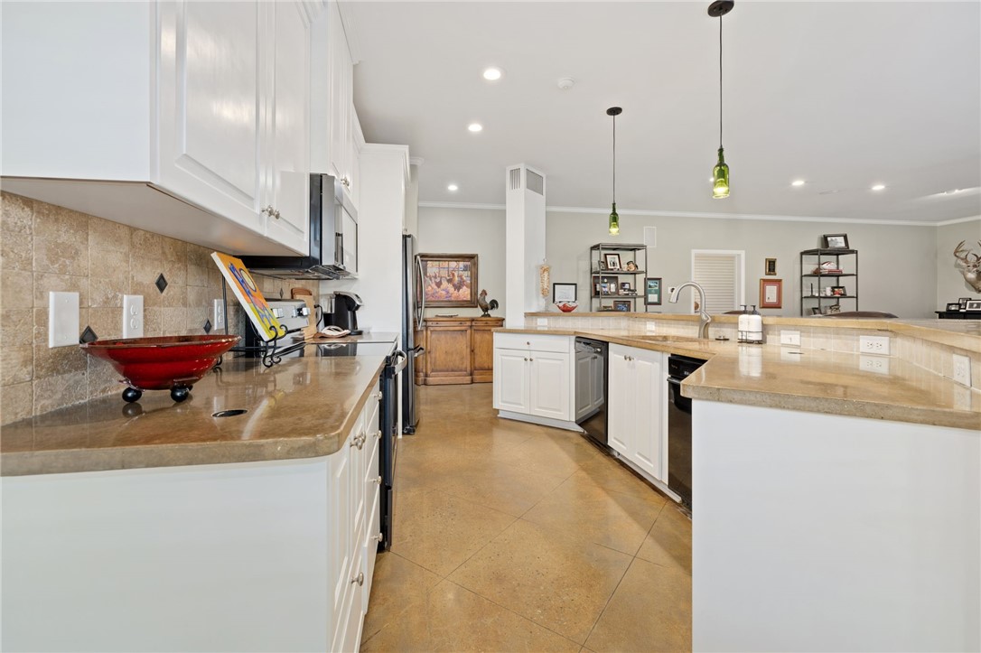 Riverlyn Estate Sub 2nd - Residential