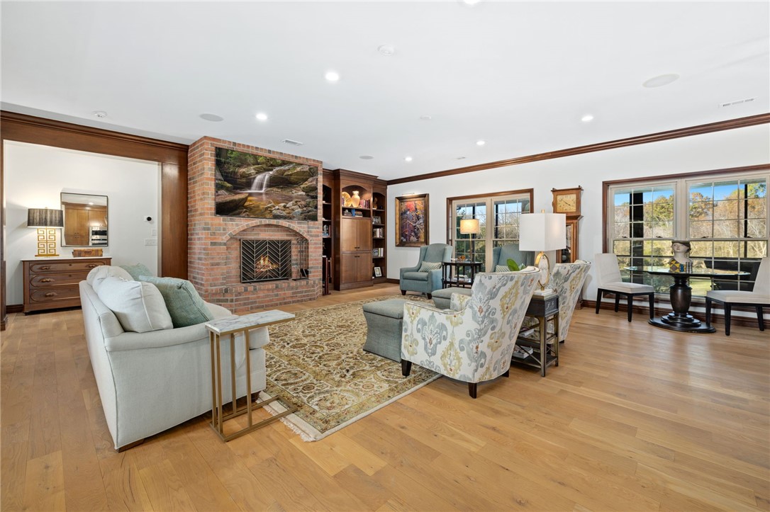 Riverlyn Estate Sub 2nd - Residential