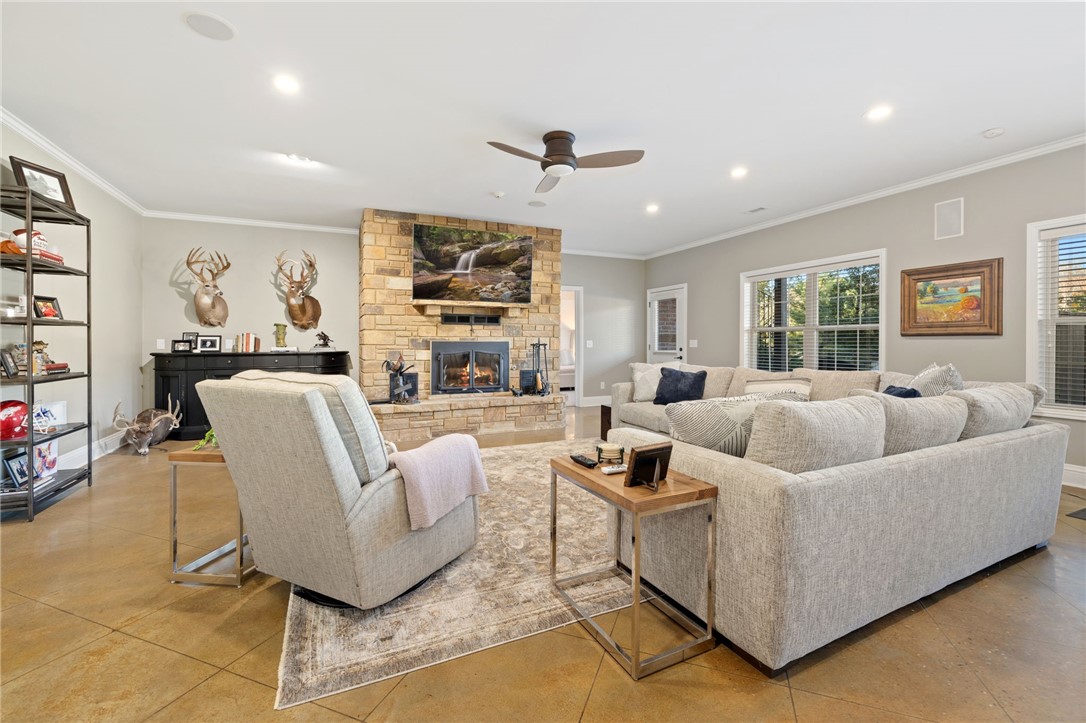 Riverlyn Estate Sub 2nd - Residential