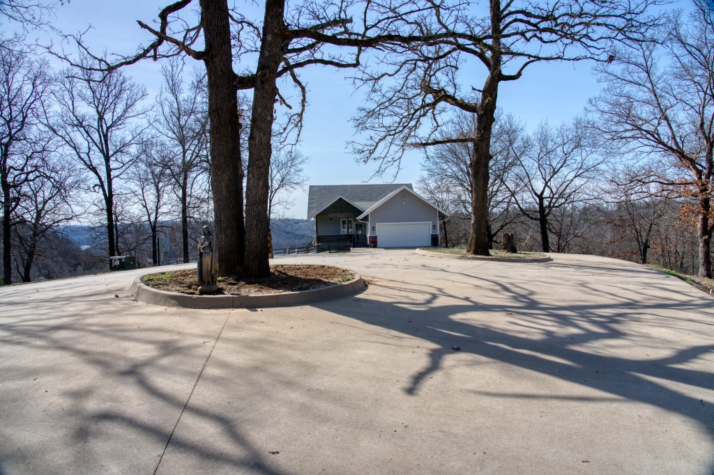 partly in Timber Lake Estates - Residential