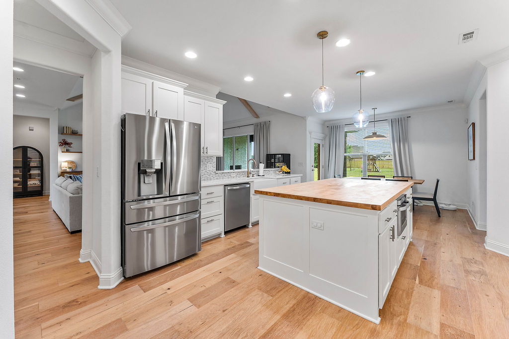 Waterford Estates At Hissom Ranch - Residential