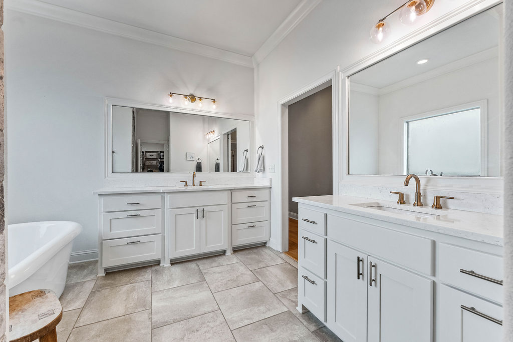 Waterford Estates At Hissom Ranch - Residential