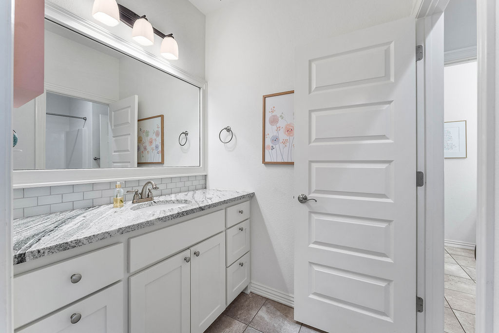 Waterford Estates At Hissom Ranch - Residential