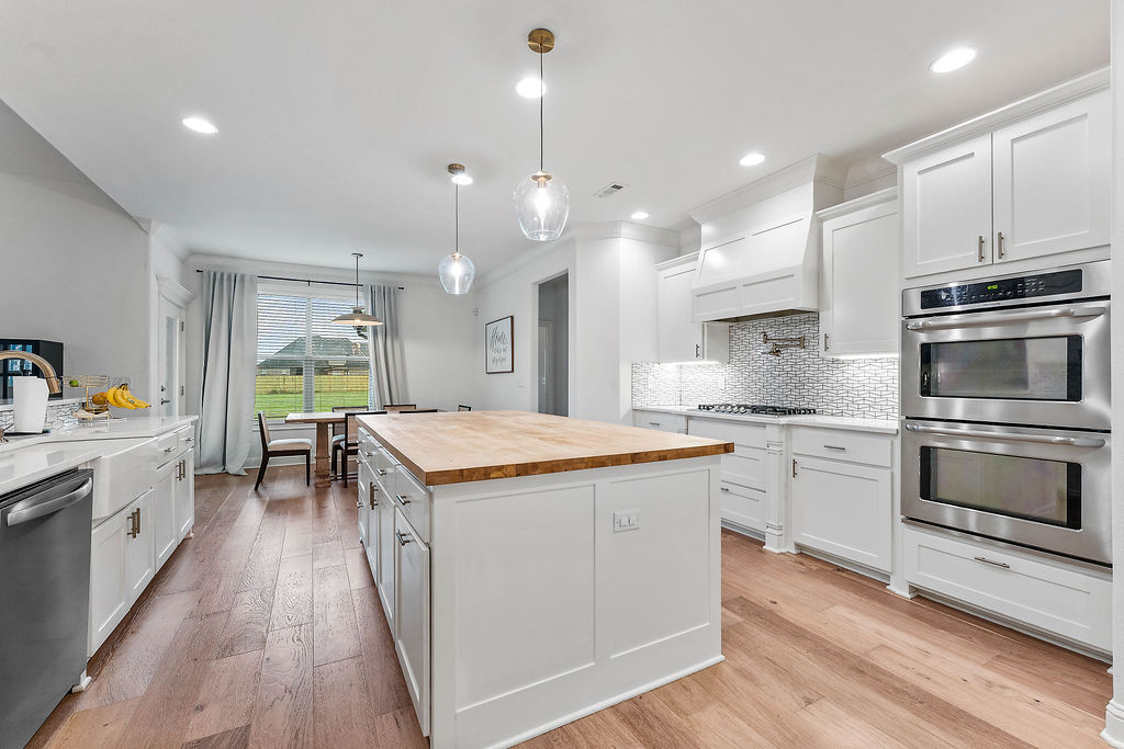 Waterford Estates At Hissom Ranch - Residential