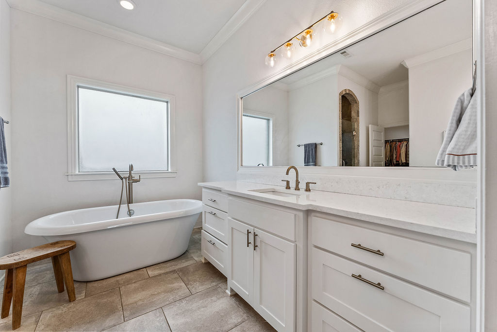 Waterford Estates At Hissom Ranch - Residential