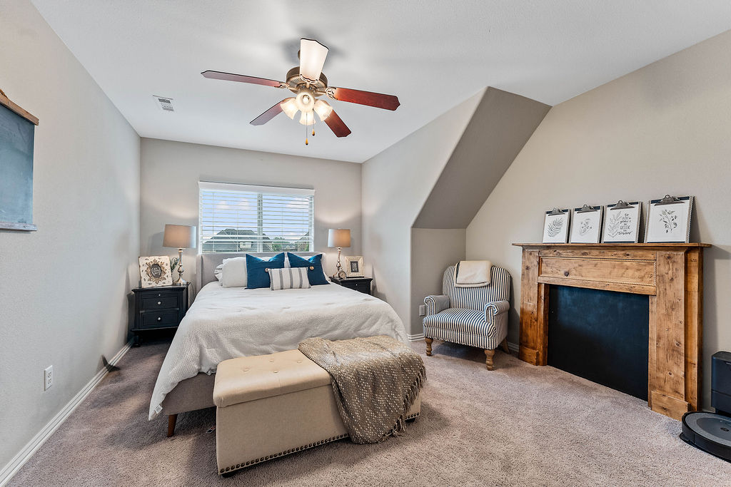 Waterford Estates At Hissom Ranch - Residential