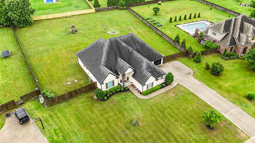 Waterford Estates At Hissom Ranch - Residential