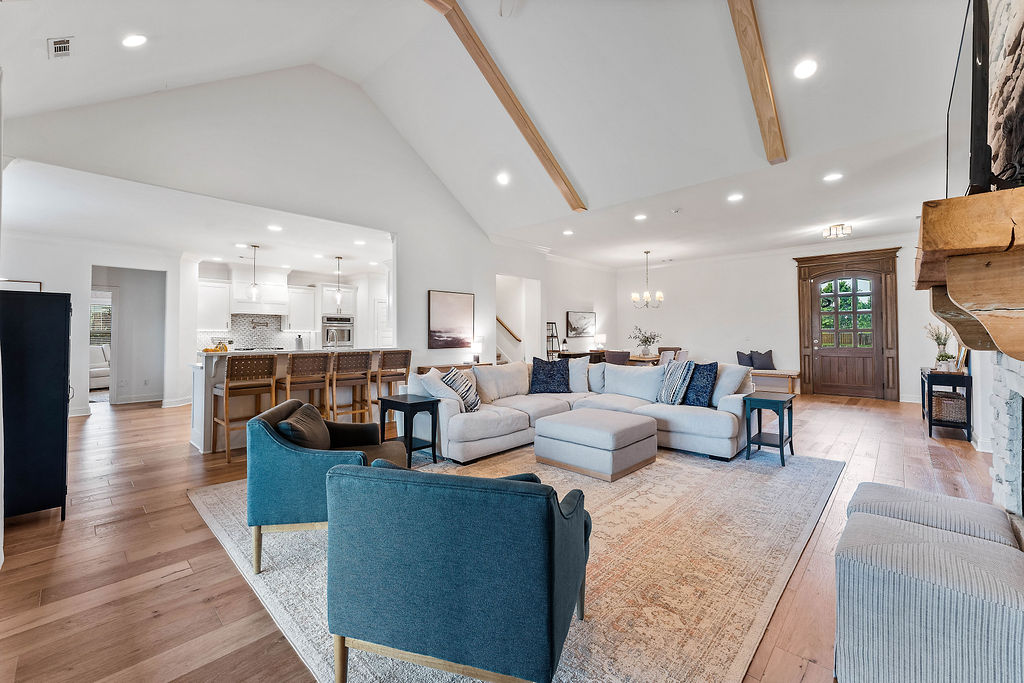 Waterford Estates At Hissom Ranch - Residential