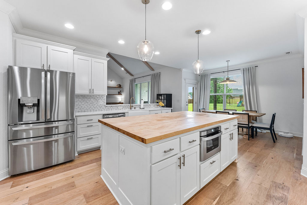 Waterford Estates At Hissom Ranch - Residential