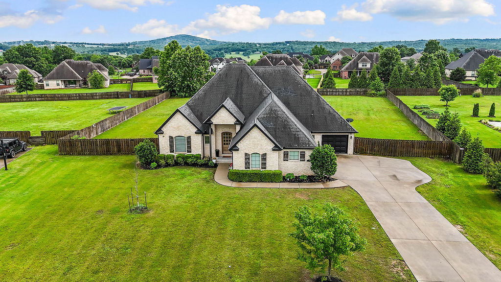Waterford Estates At Hissom Ranch - Residential
