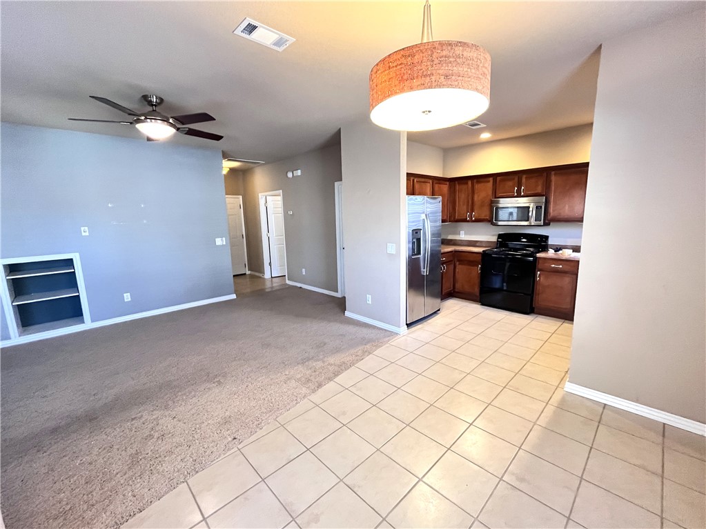 Riverwalk Farm Estate Ph I Bentonville - Residential Lease