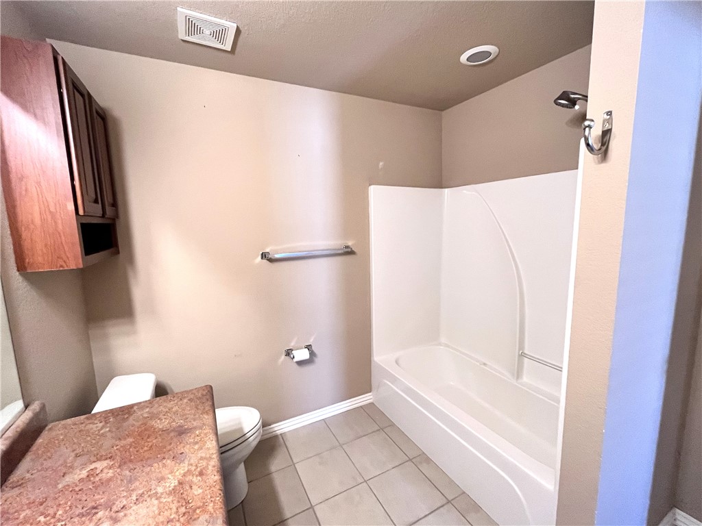 Riverwalk Farm Estate Ph I Bentonville - Residential Lease