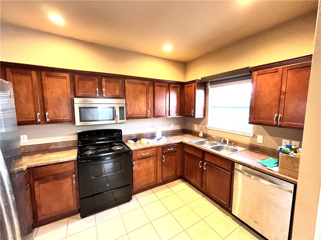 Riverwalk Farm Estate Ph I Bentonville - Residential Lease