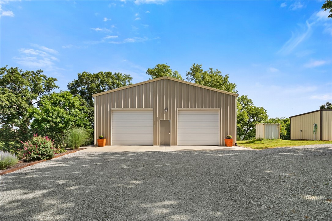 08-17-32-RURAL - Residential