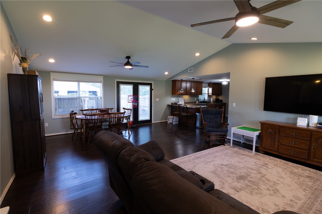 Farmington Outlots - Residential