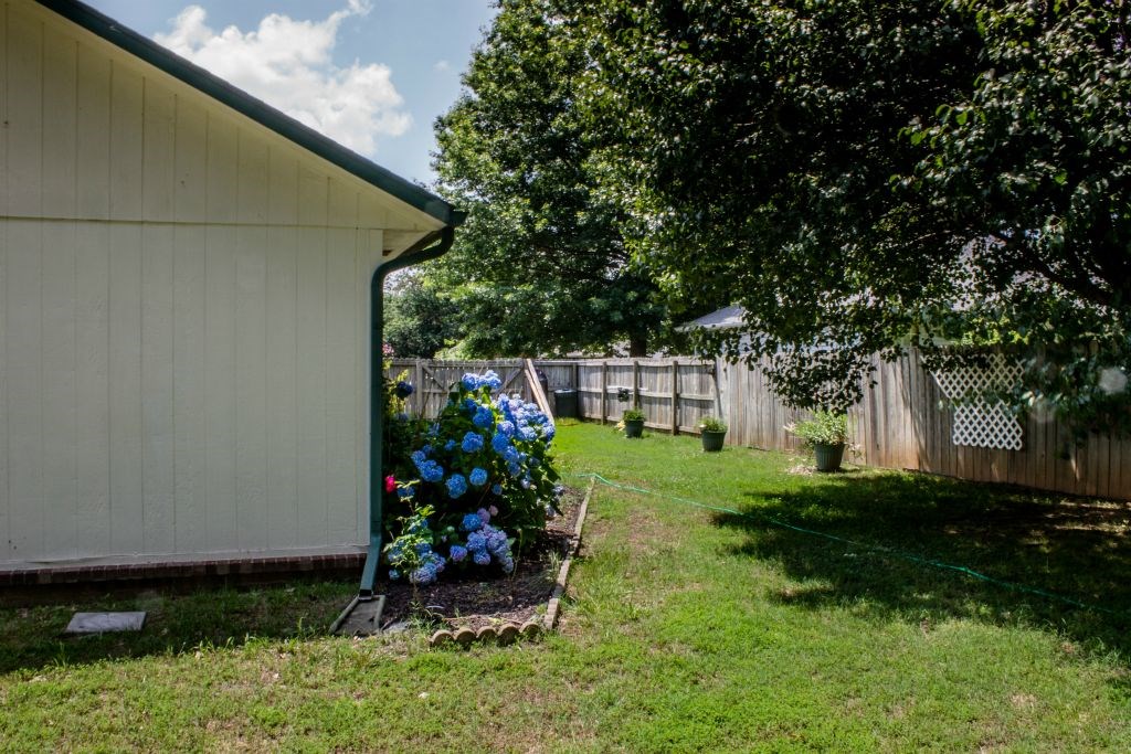 Voiss Park Estates Rogers - Residential