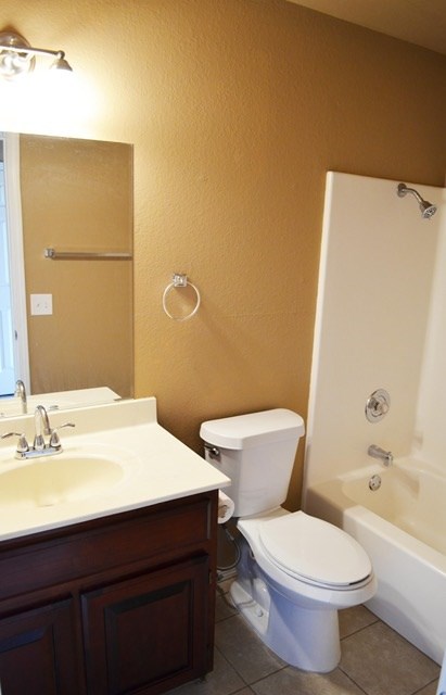 Hidden Lake Estates Spr - Residential
