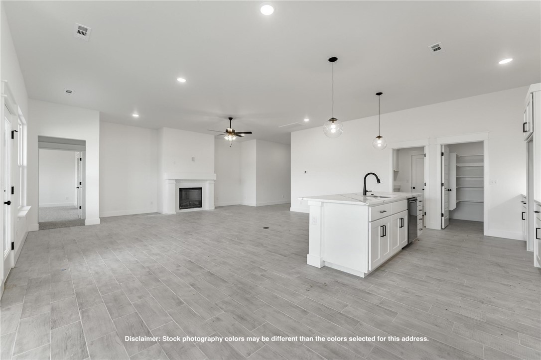 TUSCANY PH 4-CENTERTON - Residential