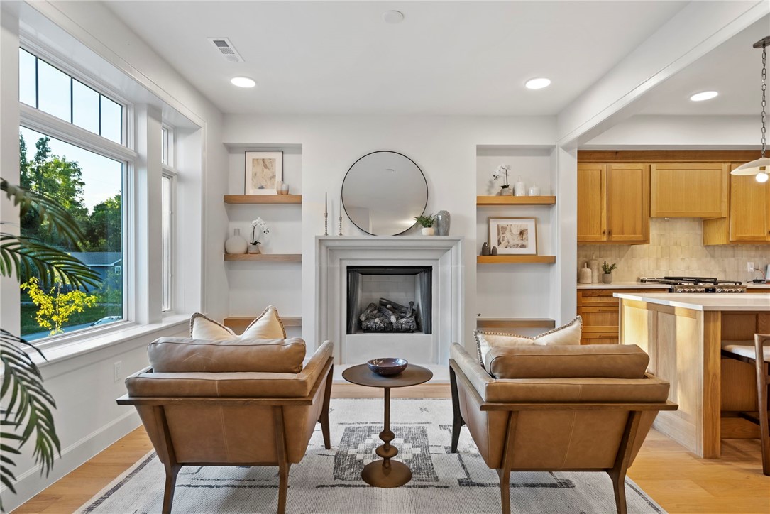 ORCHARD ADD-BENTONVILLE - Residential