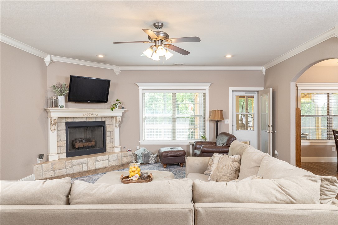 Knolls - Residential
