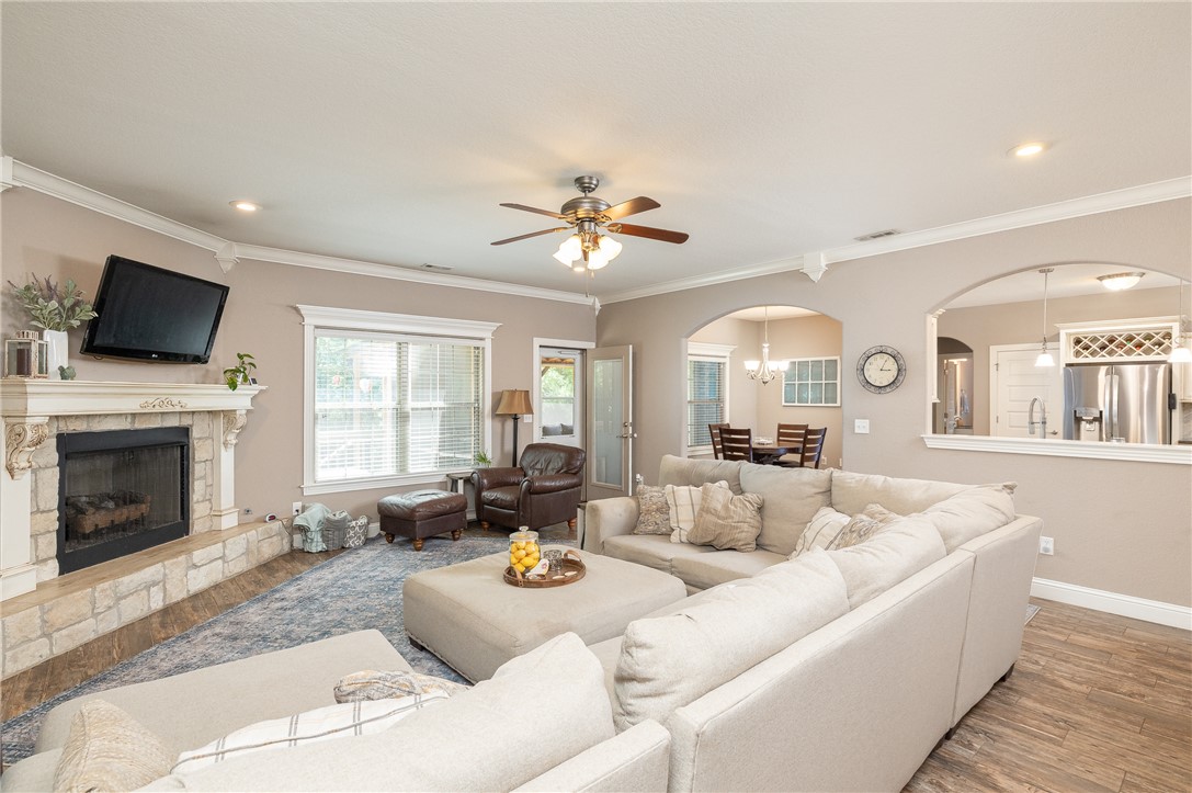 Knolls - Residential