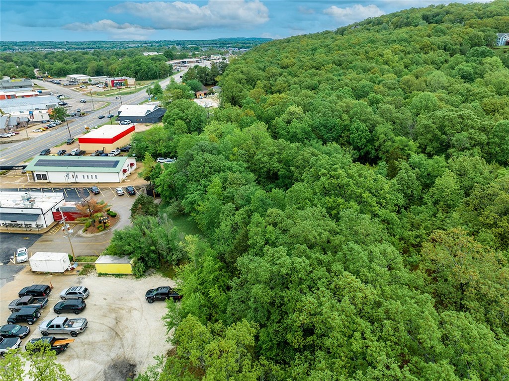 Great Multi-Family Opportunity!
Approx. 6 Wooded Acres in NE Fayetteville. Accessible from Township Rd and College Rd (Hwy 71)