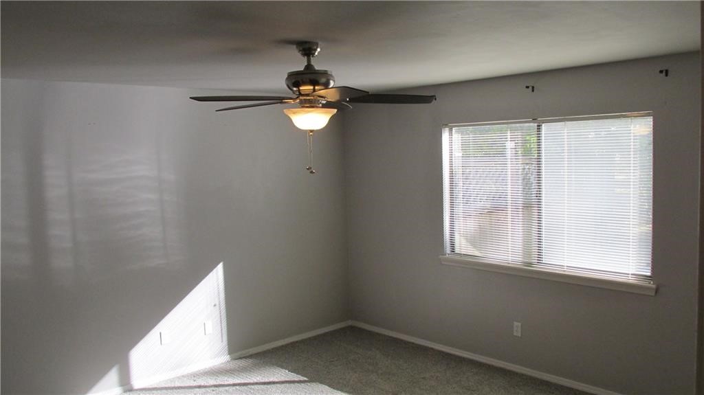 Silvertree Twnhms Ph 1Rogers - Residential Lease