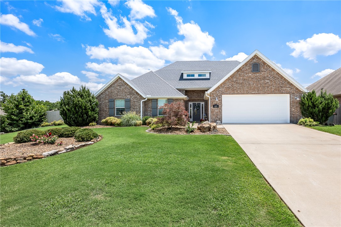 This home is right in the middle of all things NWA . PLUS its beautiful and well taken care of. Split floor plan and large bonas room that is private. Exposed beams, beautiful hard woods, granite . Open floor plan and plenty of storage. Walk in closets and so much more. Hurry this will not last long. The patio is ready for your BBQ and the summer is waiting for you.