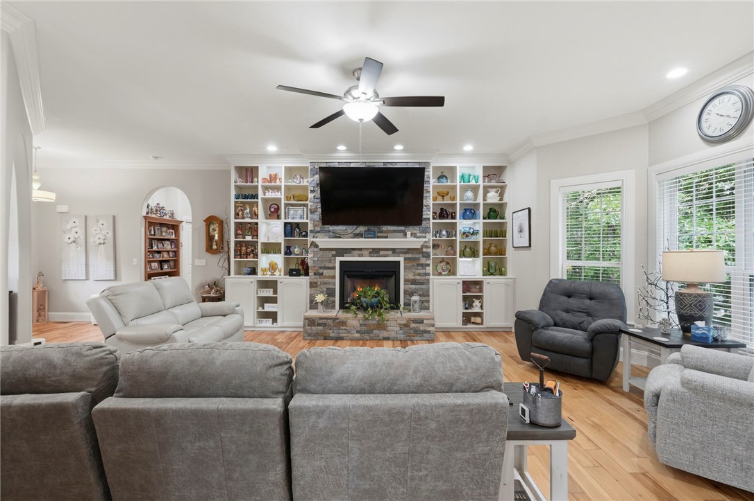 Ridgeway Meadows Ph III - Residential