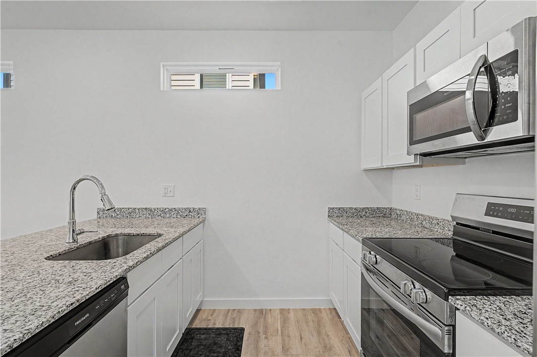 FEATHERSTON VILLAGE PH 2-CENTERTON - Residential Lease