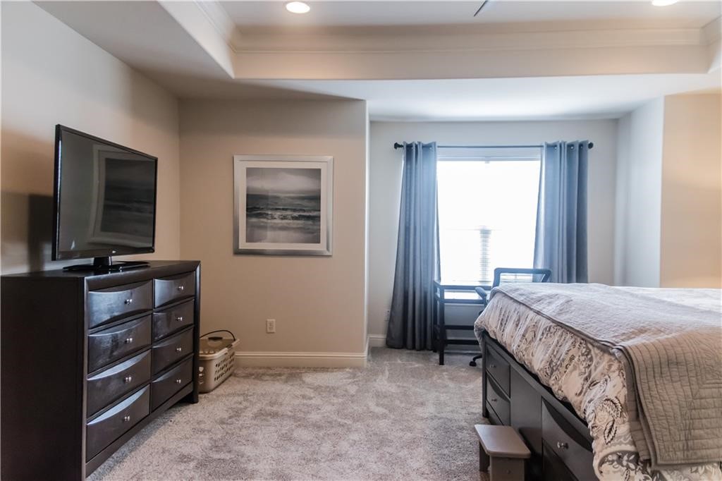 - - Residential Lease