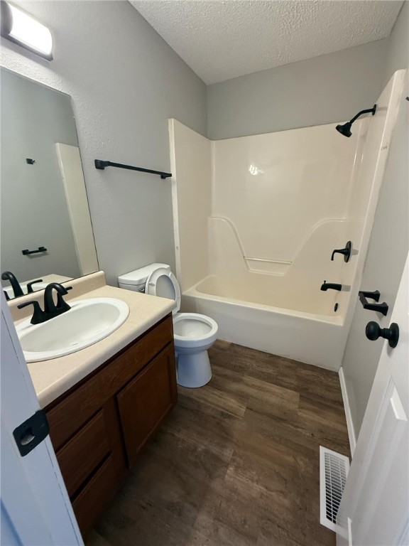Carriage Square Sub Bentonville - Residential Lease