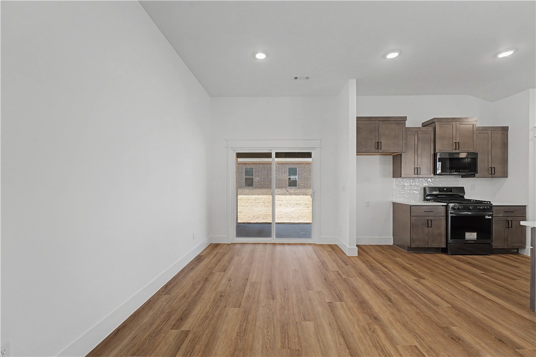 Woodcrest Walk - Residential