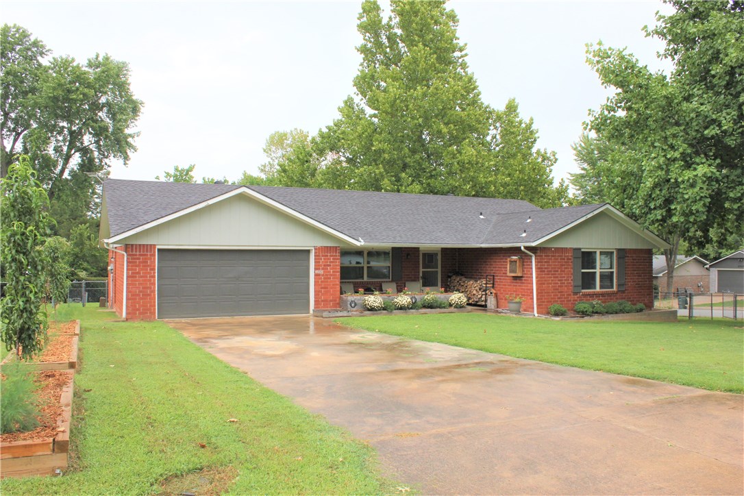 Beautifully remodeled home near Gulley Park. Enjoy the in-ground swimming pool on those hot summer days. New: roof 2015, Heat & Air 2012, windows & doors 2016, storm shelter, insulation, hardwood flooring, interior paint, kitchen counters, total bathroom remodels, zero entry Master shower, rebuilt stone fireplace w/ high efficiency wood burning insert, landscaping, iron pool fence, tree house and more. Great corner lot is set up for urban homesteading - garden space, berries, fruit trees. Welcome home!