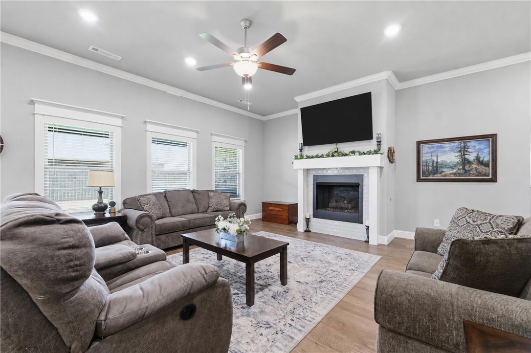 Hazelton Heights Ph 1 Pea Ridge - Residential
