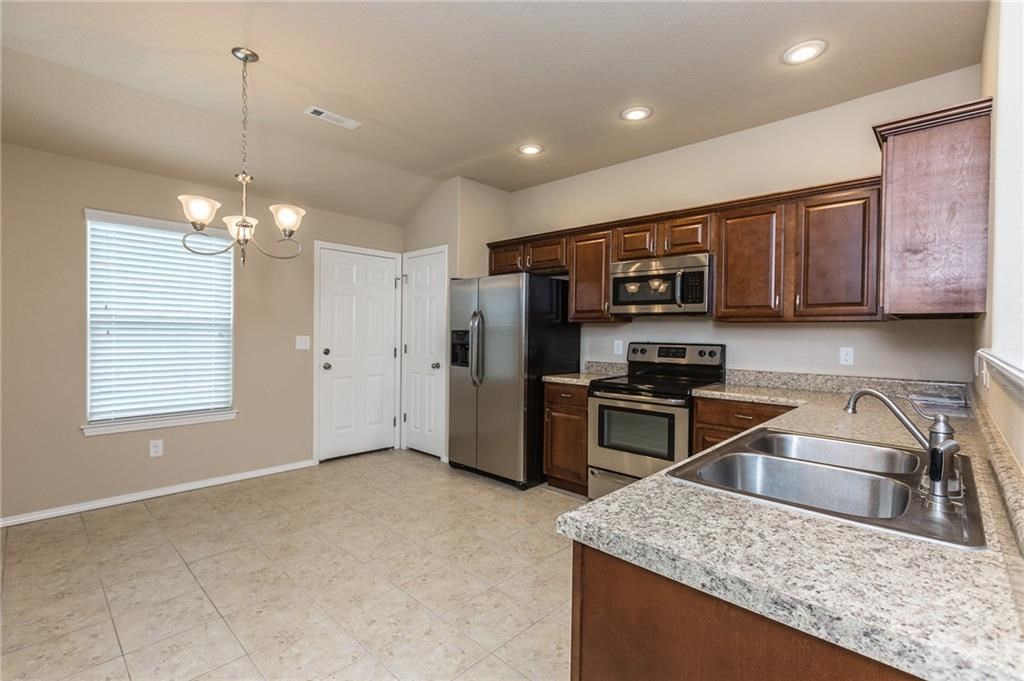 Coves Ph I - Residential Lease