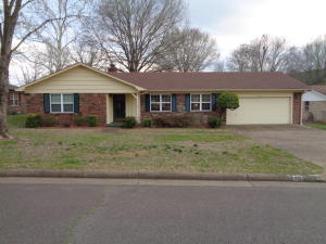 NICE HOME+NICE NEIGHBORHOOD+QUIET STREET=A CAN'T MISS HOME!!  LOT OF UPDATES & A NICE COVERED 14' X 18' PATIO AND A 19' X 15' SHED WITH A CONCRETE FLOOR.  AMONG THE ITEMS REPLACED IN THE LAST FEW YEARS ARE THE ROOF, H/W TANK, WINDOWS & APPLIANCES FROM METRO APPLIANCE.  ONLY $154,900.  MLS#18-495.