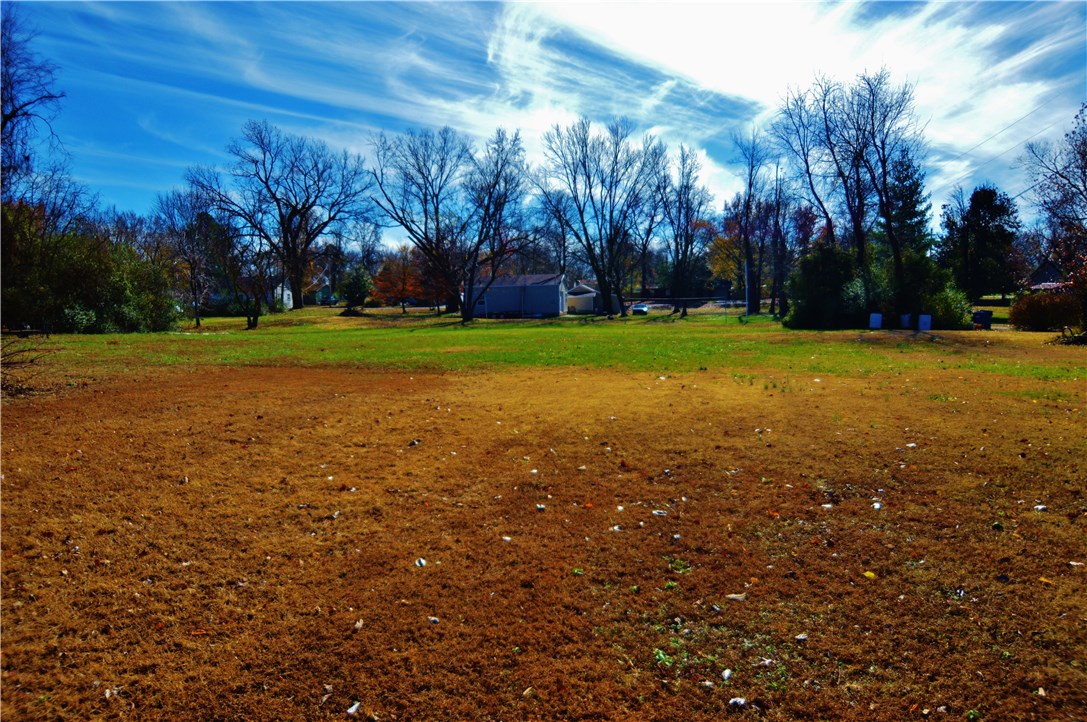 East Acres Bentonville - Residential