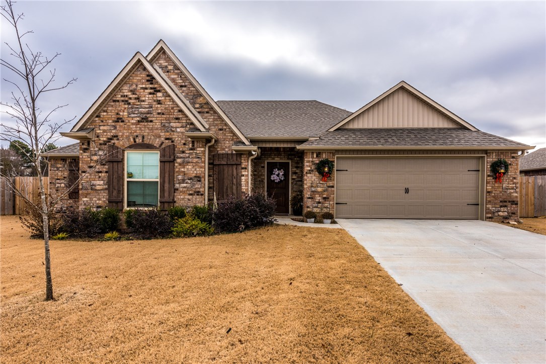 Country Feel, Close to town! Simply gorgeous 3BD/2BA brick & rock home feat an open floor plan, concrete, carpet & tile flooring, gas log fp, in-direct lighting, eat-in kitchen, granite counter tops, abundant white cabinetry, island, SS appliances, trendy lighting, lots of natural light, tray ceiling in spacious MBedroom, large granite vanity in tiled MBath, walk-in shower, WP tub, additional spacious bedrooms, cabinetry in utility room, mud room w/ storage, covered patio, privacy fenced backyard & more!