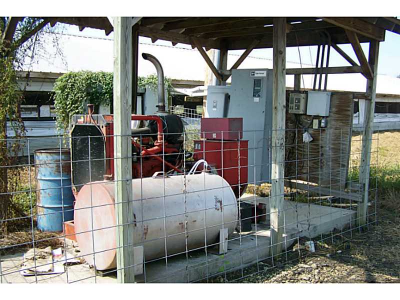 10-15-32 - Farm