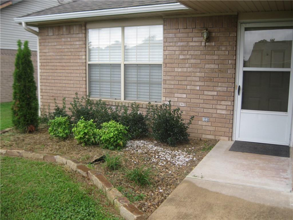 Holly Gardens - Residential Lease