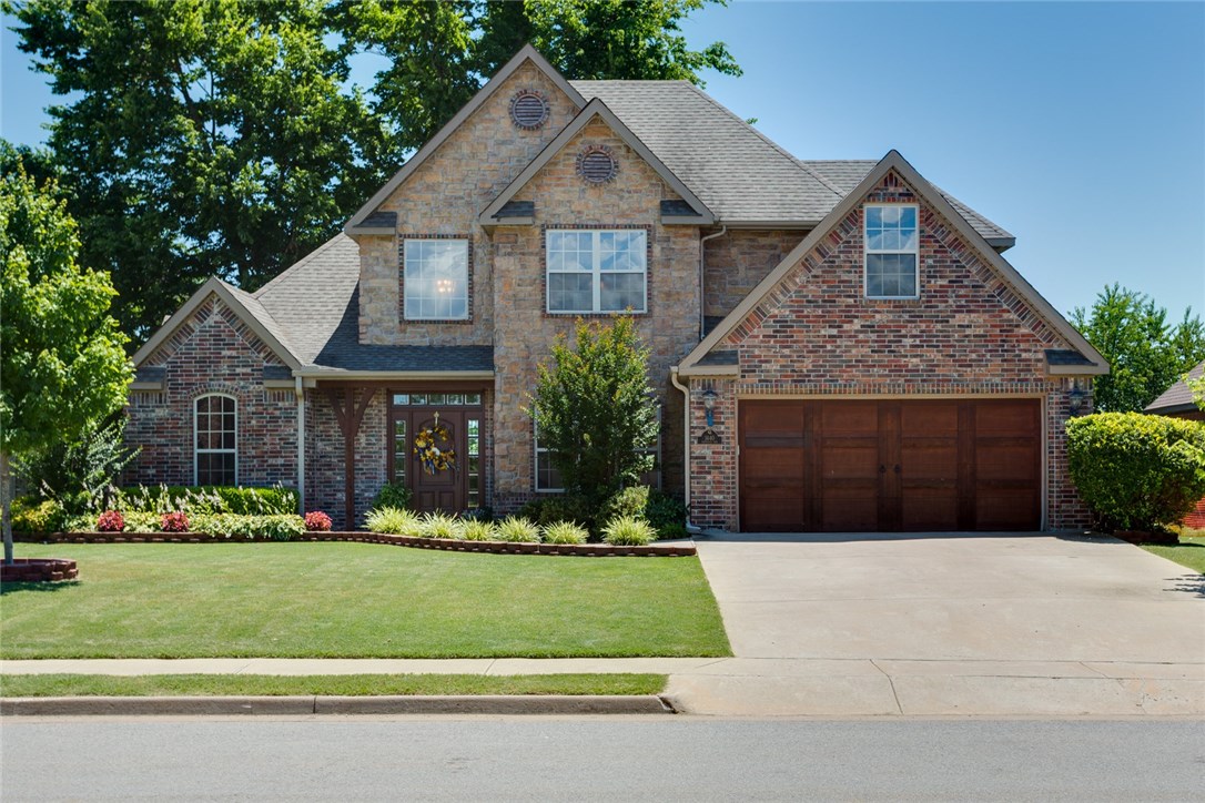 Lovely one owner home. Custom Knotty Alder cabinets. Oversized 2 car garage. Bonus room or 4th bedroom. Conveniently located close to clubhouse with pool, meeting room and media room. Storm shelter in garage floor. Great location.