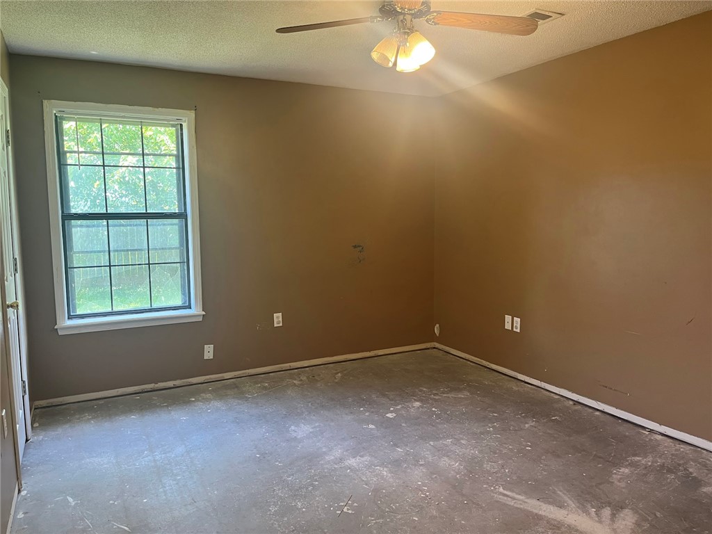Oak Meadows Sub Div - Residential