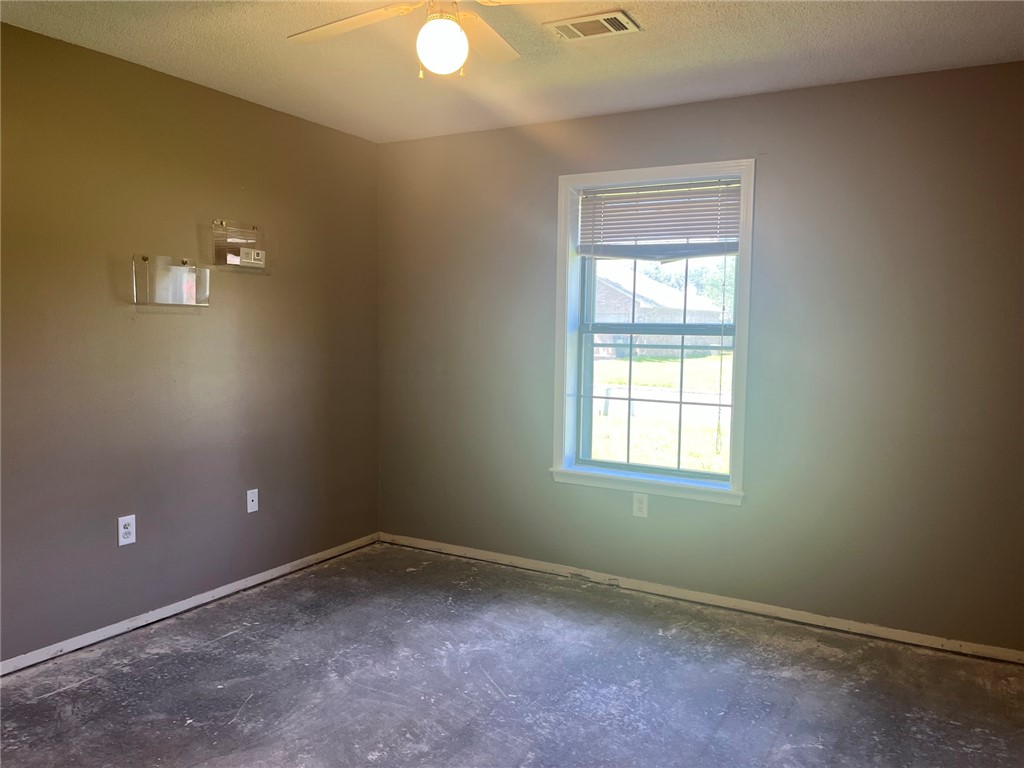 Oak Meadows Sub Div - Residential