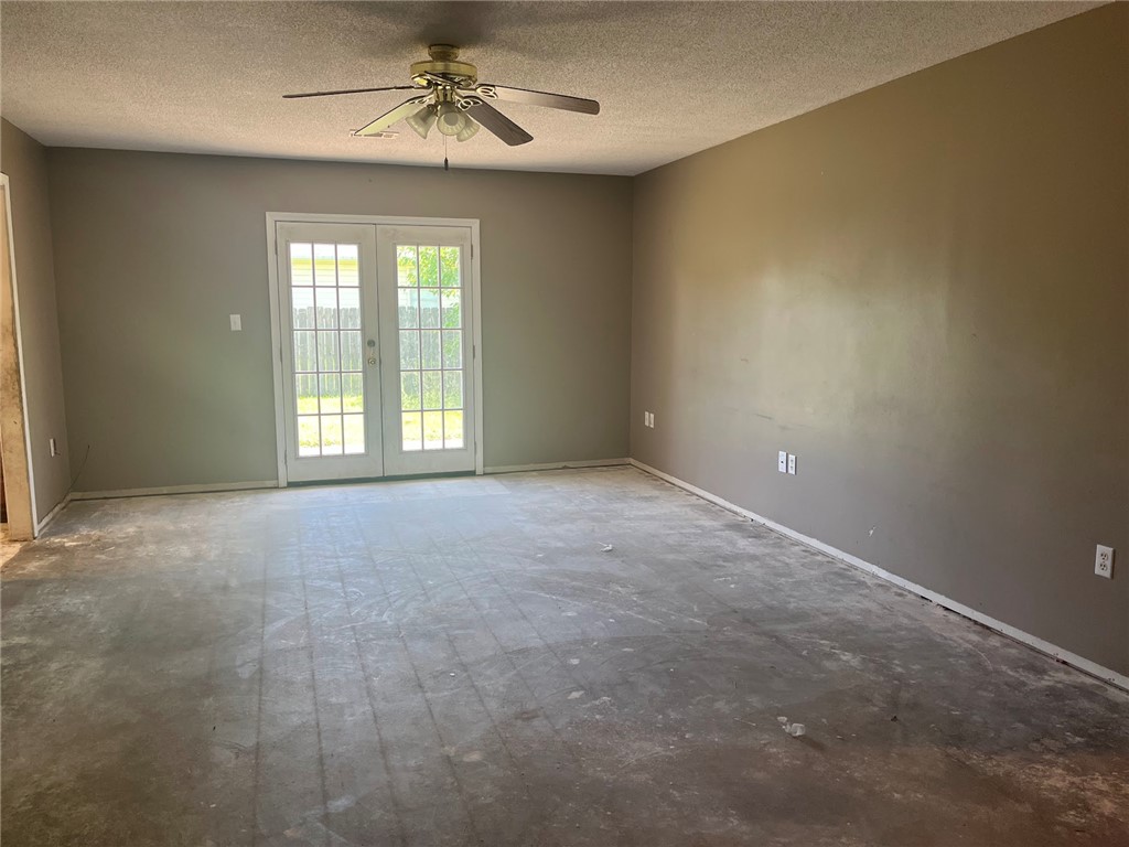 Oak Meadows Sub Div - Residential