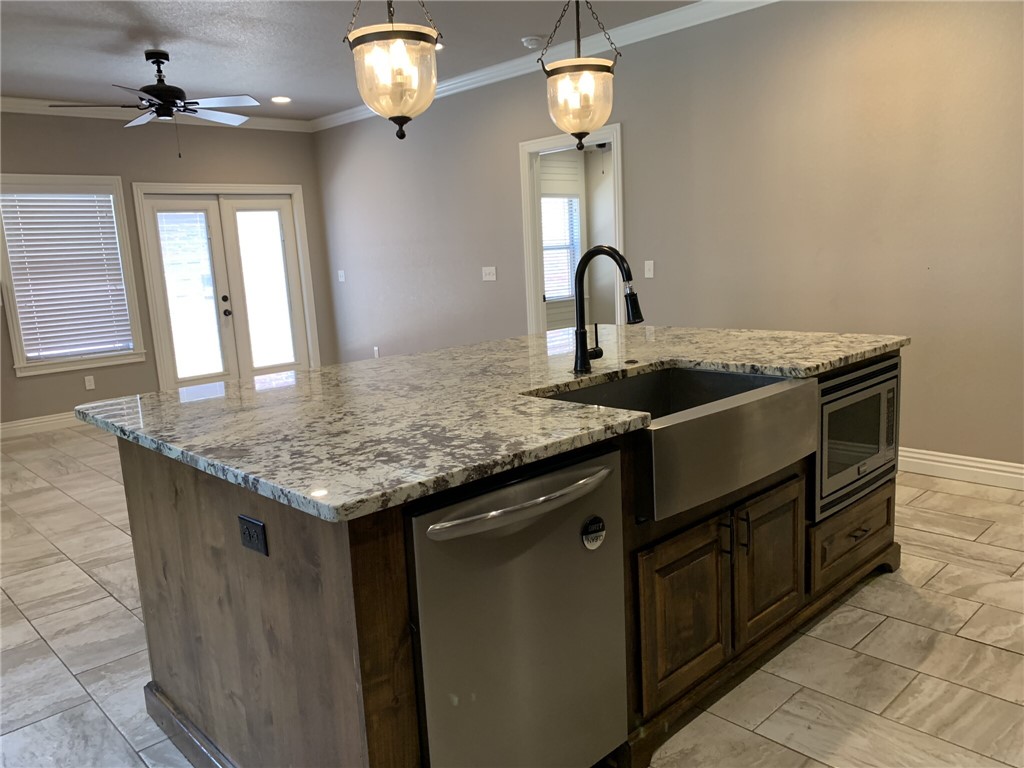 Town Homes At Forest Hills - Residential Lease
